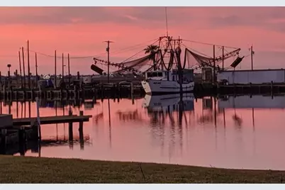 568 County Road 616, Sargent, TX 77414 - Photo 34