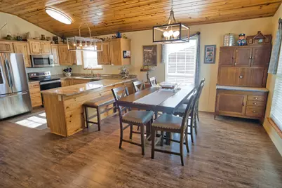 568 County Road 616, Sargent, TX 77414 - Photo 4