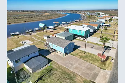 568 County Road 616, Sargent, TX 77414 - Photo 30