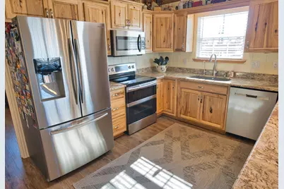 568 County Road 616, Sargent, TX 77414 - Photo 6