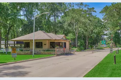 1 April Point Drive S, Montgomery, TX 77356 - Photo 42