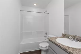 1216 Haverford Ln, Dayton, TX 77535 - Photo 10