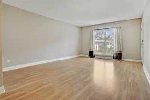 1807 Stoney Brook Dr, Houston, TX 77063 - Photo 8