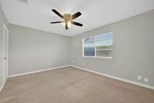 10402 Gulfstream Ln, Sugar Land, TX 77498 - Photo 16