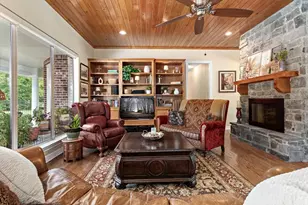 133 Holly Dr, Village Mills, TX 77663 - Photo 10