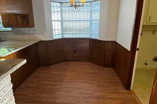 9207 Portal Dr, Houston, TX 77031 - Photo 8