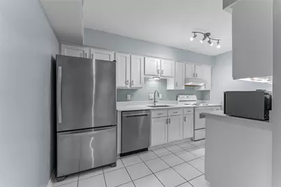 359 N Post Oak Lane #221, Houston, TX 77024 - Photo 6