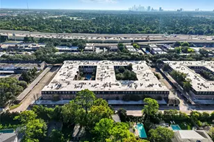 359 N Post Oak Ln, Houston, TX 77024 - Photo 18