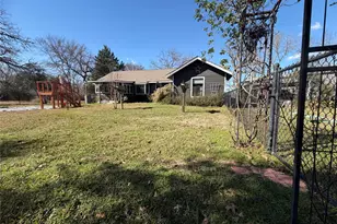 19519 Co Rd 377, Marquez, TX 77865 - Photo 4