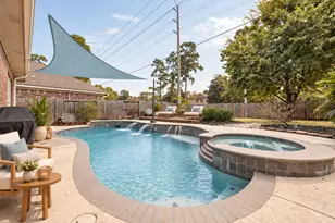 6020 Timber Oaks Ridge, Humble, TX 77346 - Photo 2