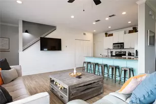 3228 Castle Dr, Crystal Beach, TX 77650 - Photo 12