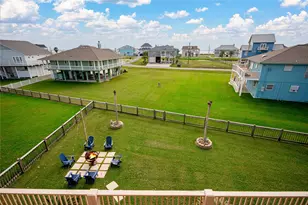 3228 Castle Dr, Crystal Beach, TX 77650 - Photo 24