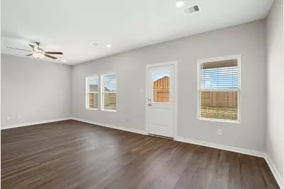 2414 East Heritage Drive, Dayton, TX 77535 - Photo 10