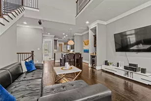 1049 W 22nd St, Houston, TX 77008 - Photo 8