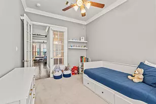 1049 W 22nd St, Houston, TX 77008 - Photo 20