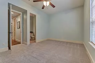 11 Almondell Ct, The Woodlands, TX 77354 - Photo 32