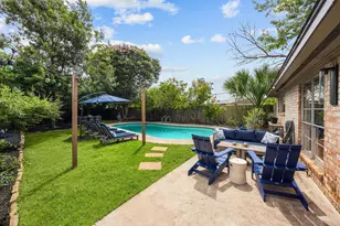 5702 Hoover St, Houston, TX 77092 - Photo 16