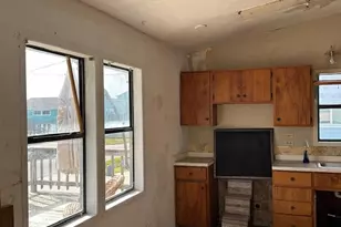 16602 Jamacia Inn St, Jamaica Beach, TX 77554 - Photo 32