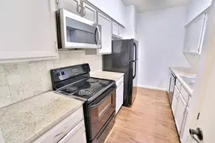 486 S Wilcrest Dr, Houston, TX 77042 - Photo 6