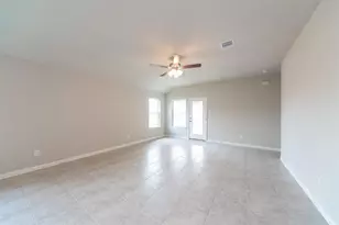 7034 Toluca Dr, Rosharon, TX 77583 - Photo 6
