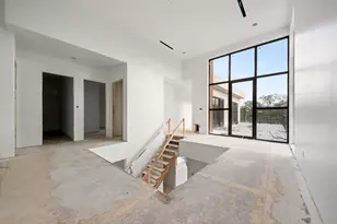 5030 Braesheather Dr, Houston, TX 77096 - Photo 12