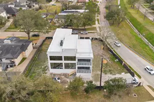 5030 Braesheather Dr, Houston, TX 77096 - Photo 24