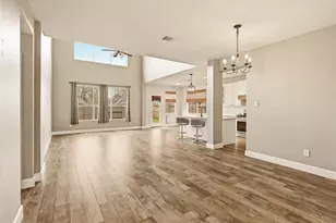 14127 Austin Hollow Ct, Houston, TX 77044 - Photo 8