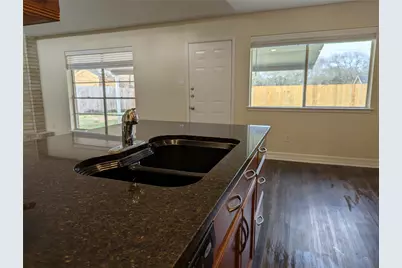1601 Live Oak Hollow Street, Pearland, TX 77581 - Photo 10