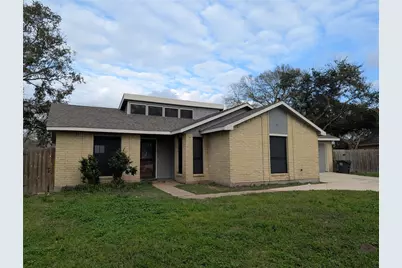 1601 Live Oak Hollow Street, Pearland, TX 77581 - Photo 1