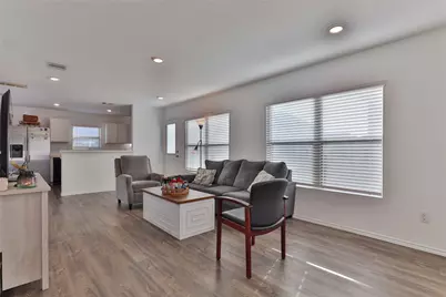 184 Kelly Street, Angleton, TX 77515 - Photo 4