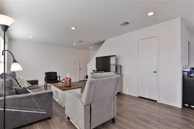 184 Kelly Street, Angleton, TX 77515 - Photo 6