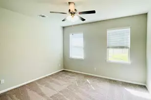 445 Aurora Creek Ln, Katy, TX 77493 - Photo 12