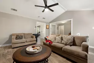 17502 Possums Run Dr, Humble, TX 77396 - Photo 8