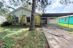 2110 Flynn Dr, Pasadena, TX 77502 - Photo 1