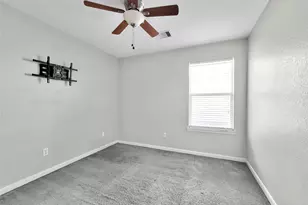 4206 Wayside Stream Ln, Houston, TX 77048 - Photo 12