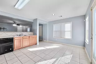 4206 Wayside Stream Ln, Houston, TX 77048 - Photo 6