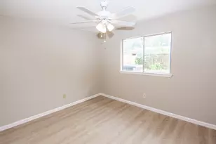 2611 Ashington Dr, Houston, TX 77067 - Photo 10