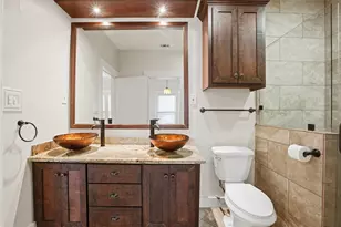 1037 Oxford St, Houston, TX 77008 - Photo 16