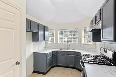 5934 Beaconridge Drive, Houston, TX 77053 - Photo 8