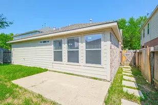 15527 Fir Woods Ln, Cypress, TX 77429 - Photo 4