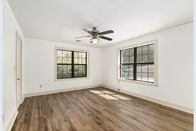 511 W Val Verde Street, Brenham, TX 77833 - Photo 14