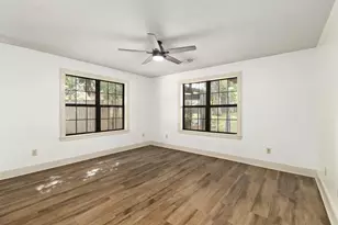511 W Val Verde St, Brenham, TX 77833 - Photo 10