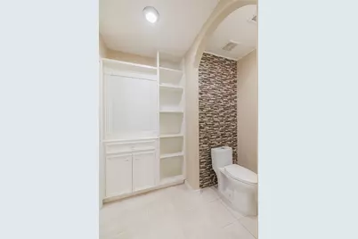 519 E Hillary Circle, Sugar Land, TX 77498 - Photo 20