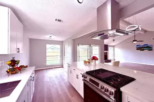 12071 Plumbrook Dr, Houston, TX 77099 - Photo 14