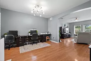 2111 Bataan Dr, League City, TX 77573 - Photo 8