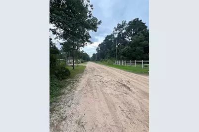 25688 York, New Caney, TX 77357 - Photo 1