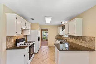28806 Atherstone St, Spring, TX 77386 - Photo 10