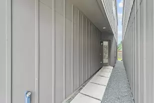 1019 Upside Wheatley Ln, Houston, TX 77091 - Photo 6