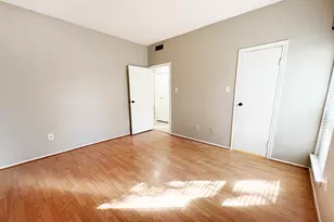 7950 N Stadium Dr, Houston, TX 77030 - Photo 10