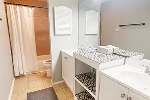 7950 N Stadium Dr, Houston, TX 77030 - Photo 8